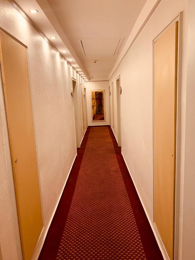 Hotel Kunibert Der Fiese Кёльн Экстерьер фото